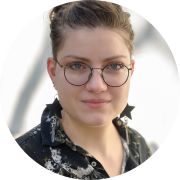 Noemi-Szili-Headshot-180cnew.jpeg