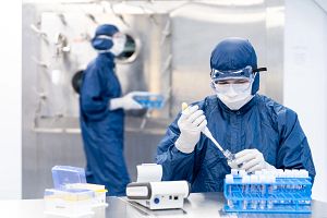 Technician using a pipettor