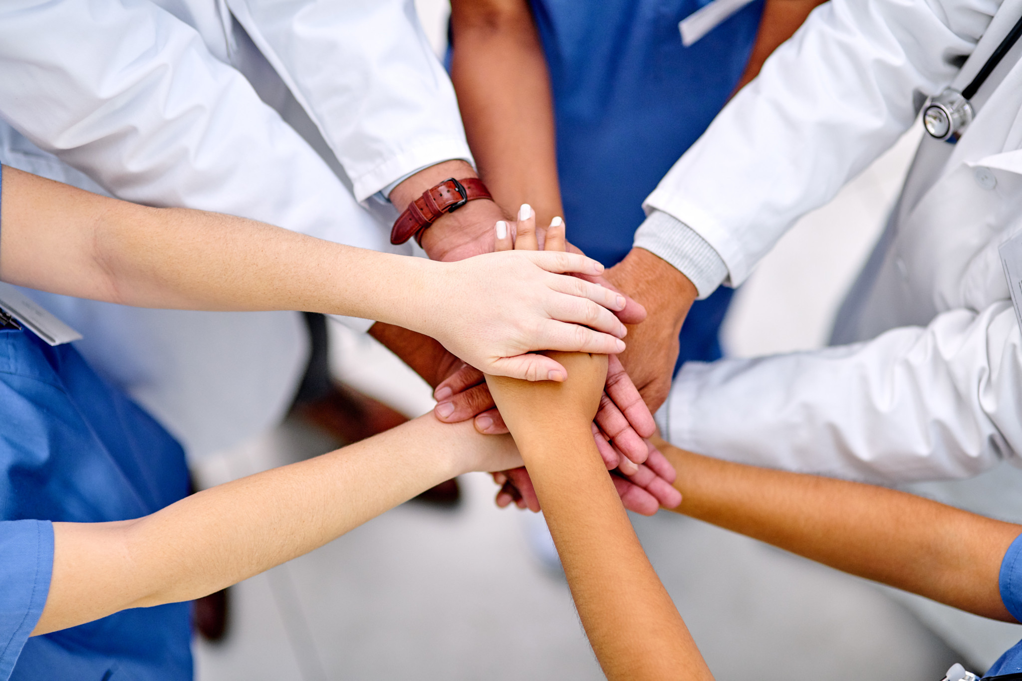 Contract Research Organizations (CROs) and consultants join forces in drug development to share expertise and synchronize efforts to lead clients to success. 