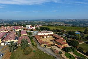 Arial photo of the Lyon site.
