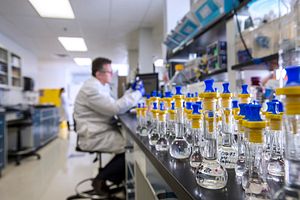 Male scientist in an analytical laboratory