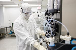 GMP operators pictured at Charles River’s viral vector CGT CDMO center of excellence.