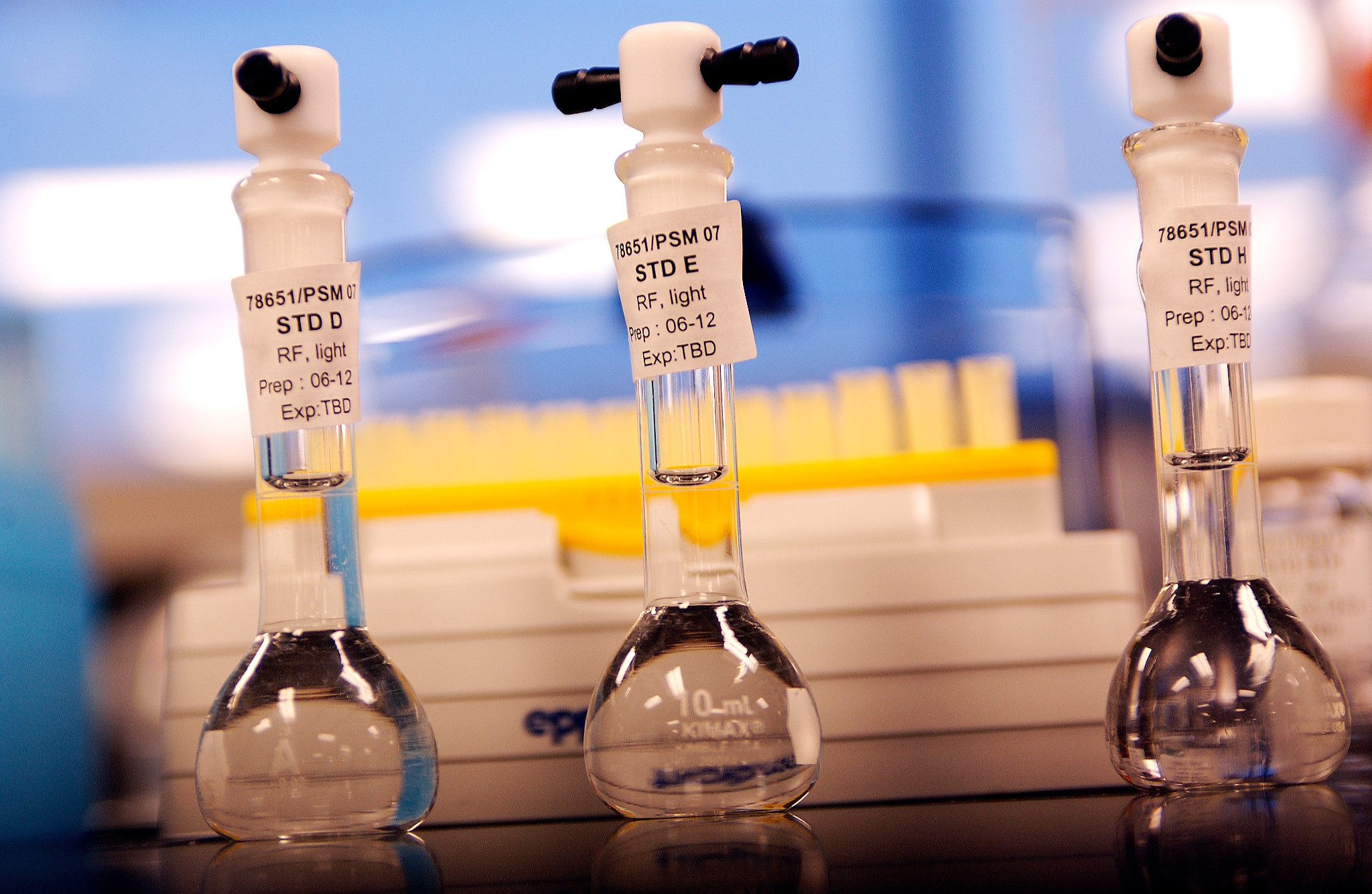 Bioanalytical services include careful preparation of reference standards for a validated
bioanalytical method standard curve to quantitate biological samples for drug concentrations.