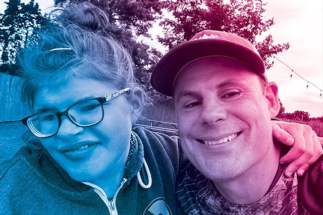 Photo of Bo Bigelow with his daughter overlaid with Vital Science colors.